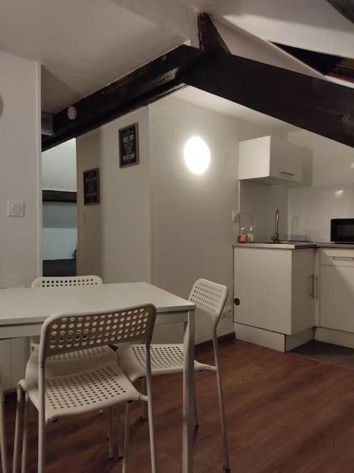 Studio Remois - Wifi/Netflix Reims Bagian luar foto